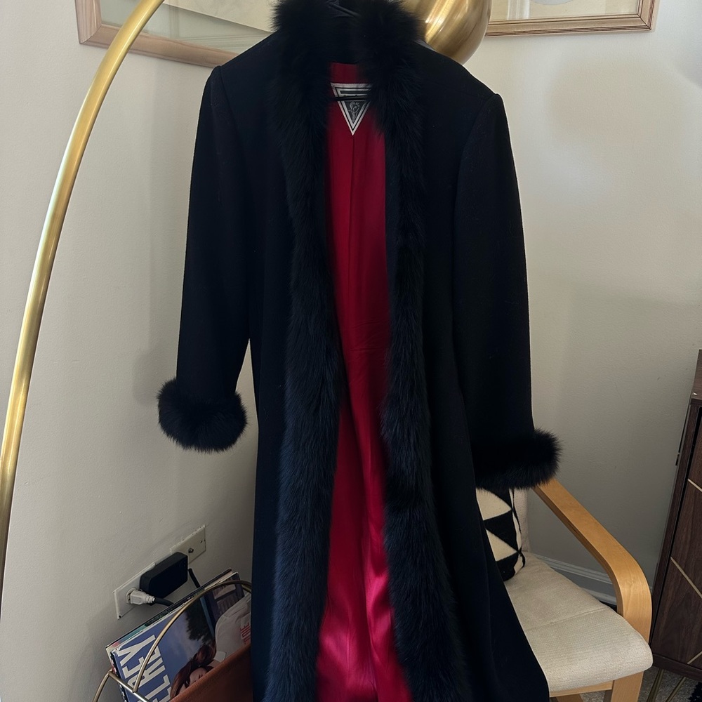 Beautiful Marvin Richards real fur coat with red interior lining